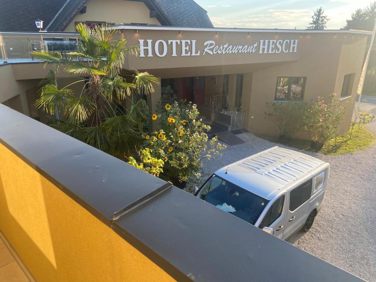 Hotel Restaurant Hesch Gabersdorf Exteriör bild